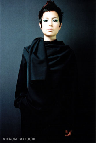 KAORI TAKEUCHI 01